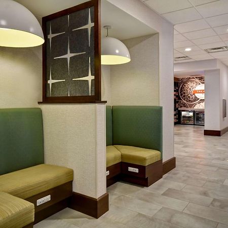 Hampton Inn Pleasant View Екстер'єр фото