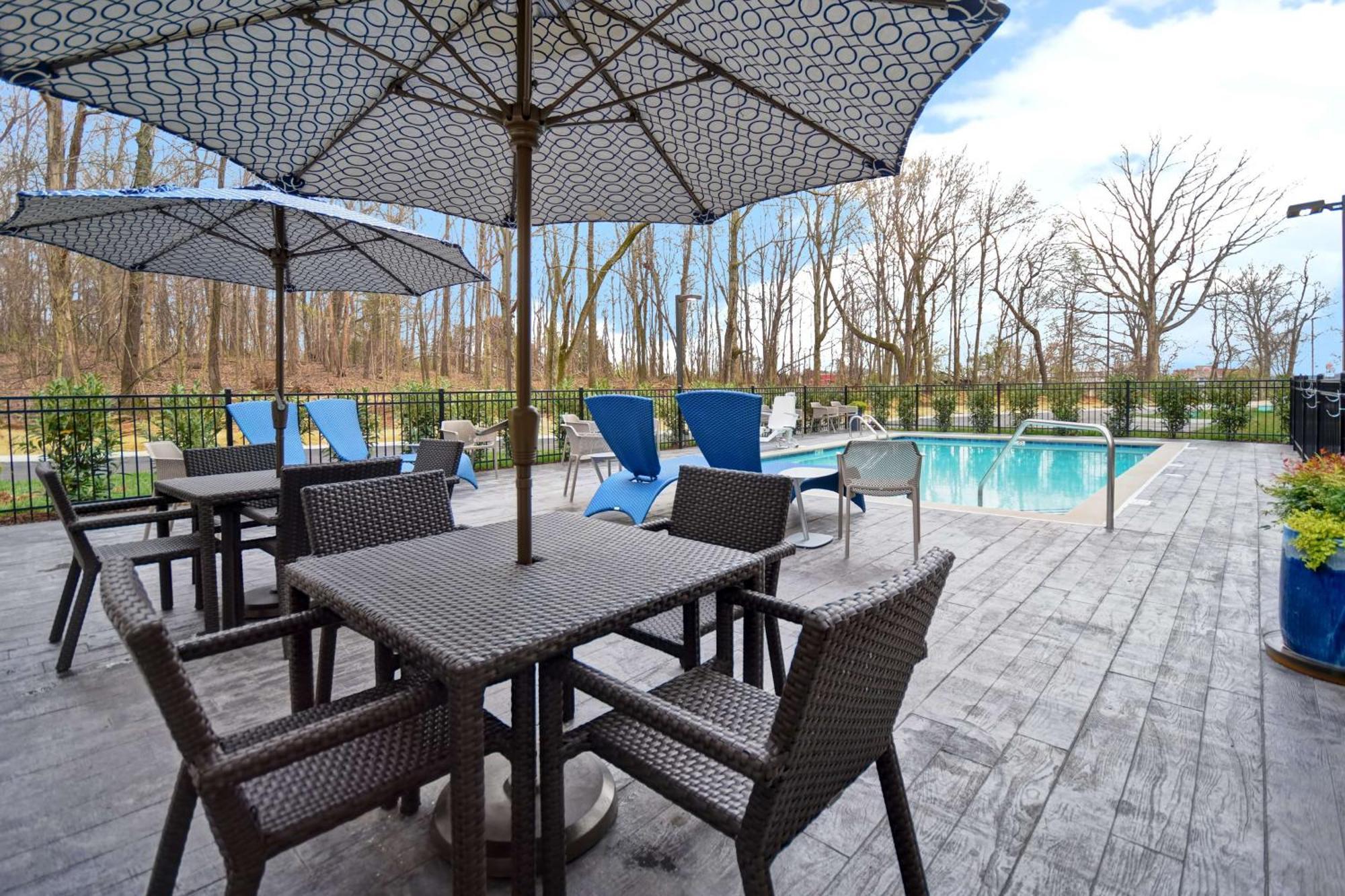 Hampton Inn Pleasant View Екстер'єр фото